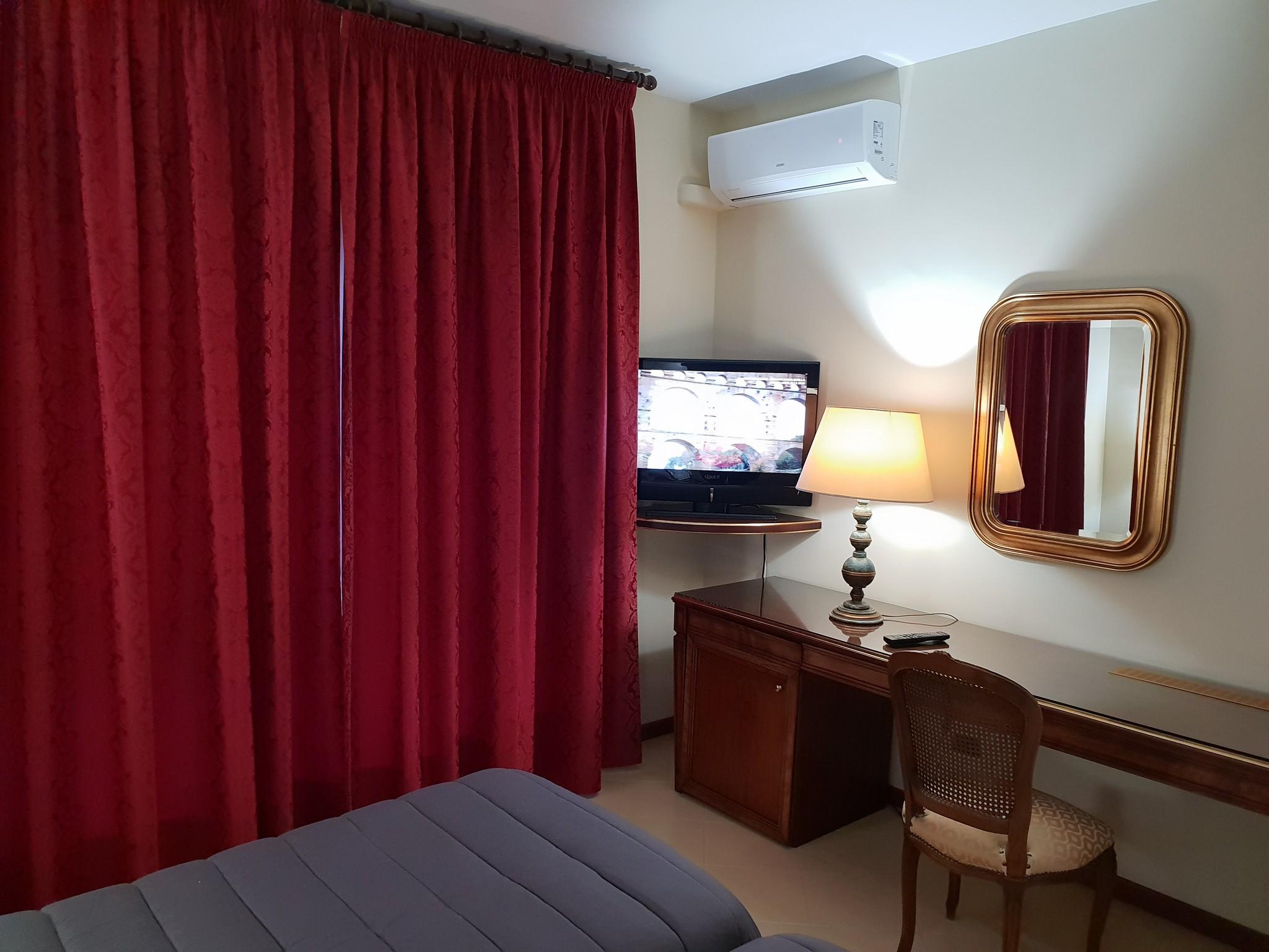 Hotel Sakura Torre del Greco Bagian luar foto