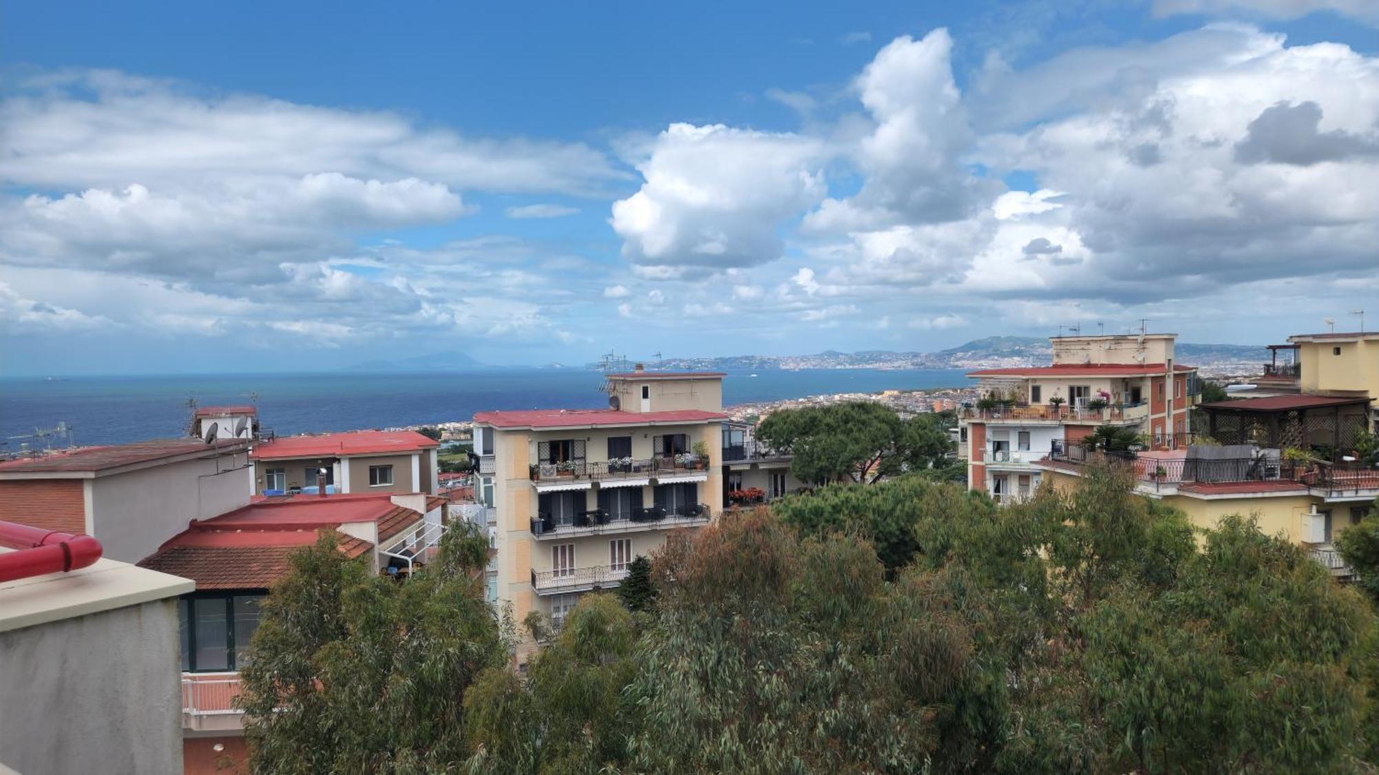 Hotel Sakura Torre del Greco Bagian luar foto